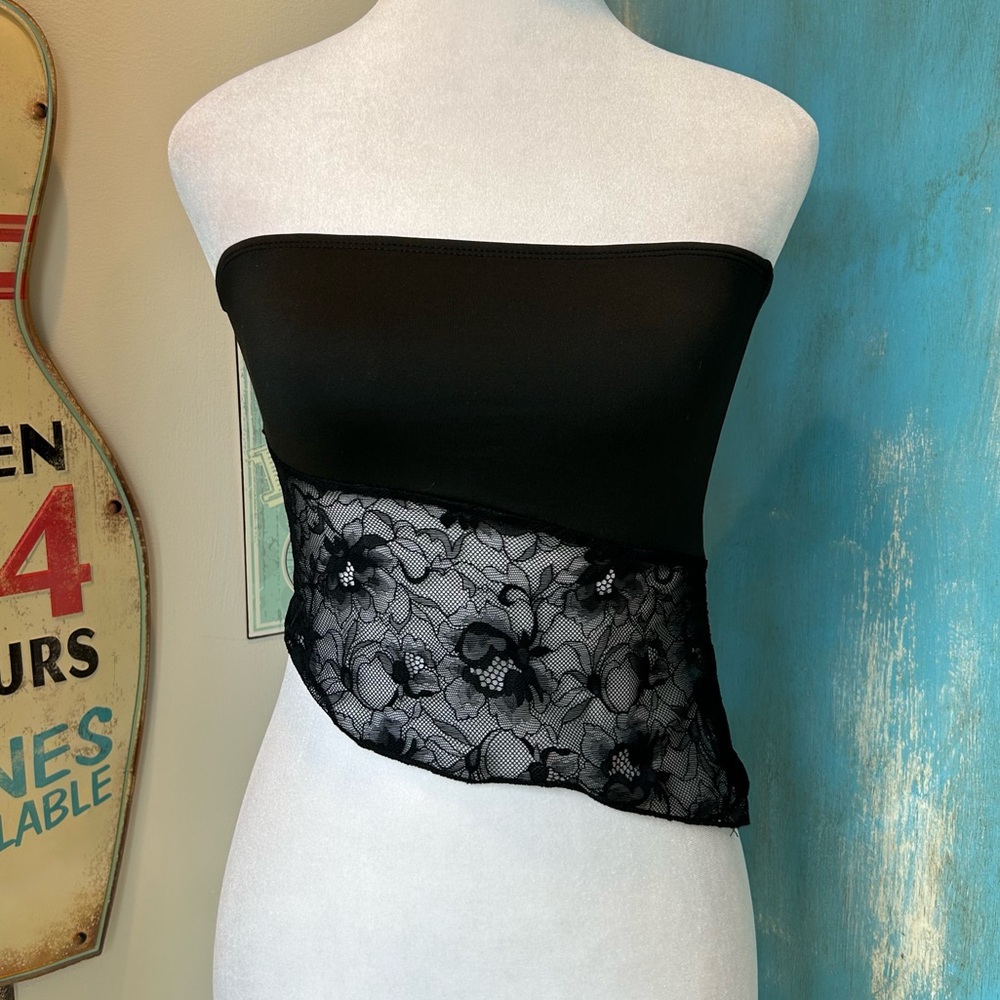 Black Lace Strapless Top